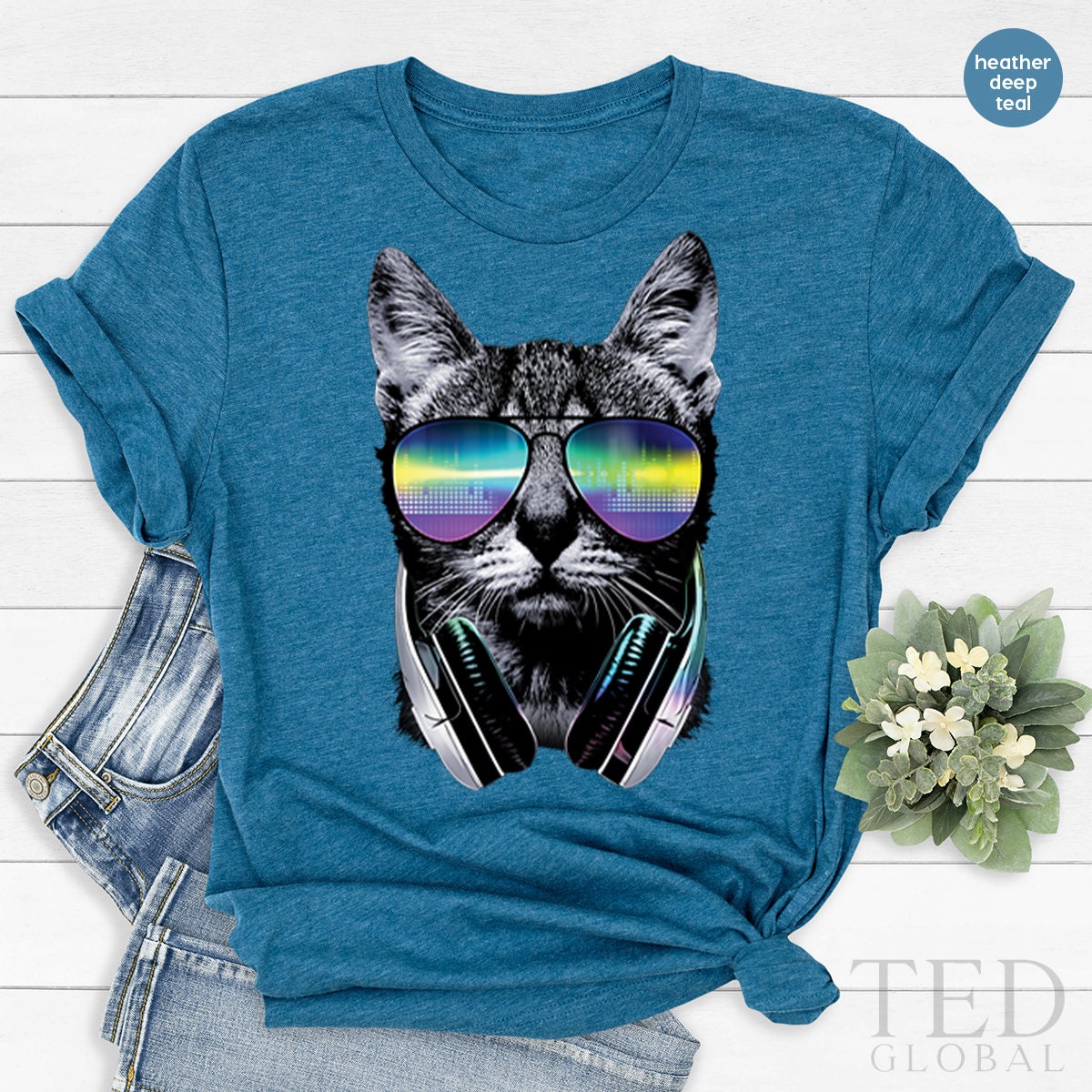 Funny Cat Shirt, Cool Cat T Shirt, Trending  T-Shirt, Cat Lovers Shirt, Cat Owners Shirt, Cat Graphic Tees, Animal Lovers  Gift For Women - Fastdeliverytees.com